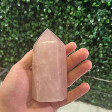 Load image into Gallery viewer, Rose Quartz